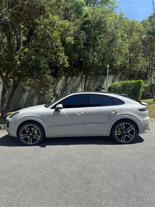 PORSCHE CAYENNE 3.0 V6 E-HYBRID COUPÉ AWD TIPTRONIC S
